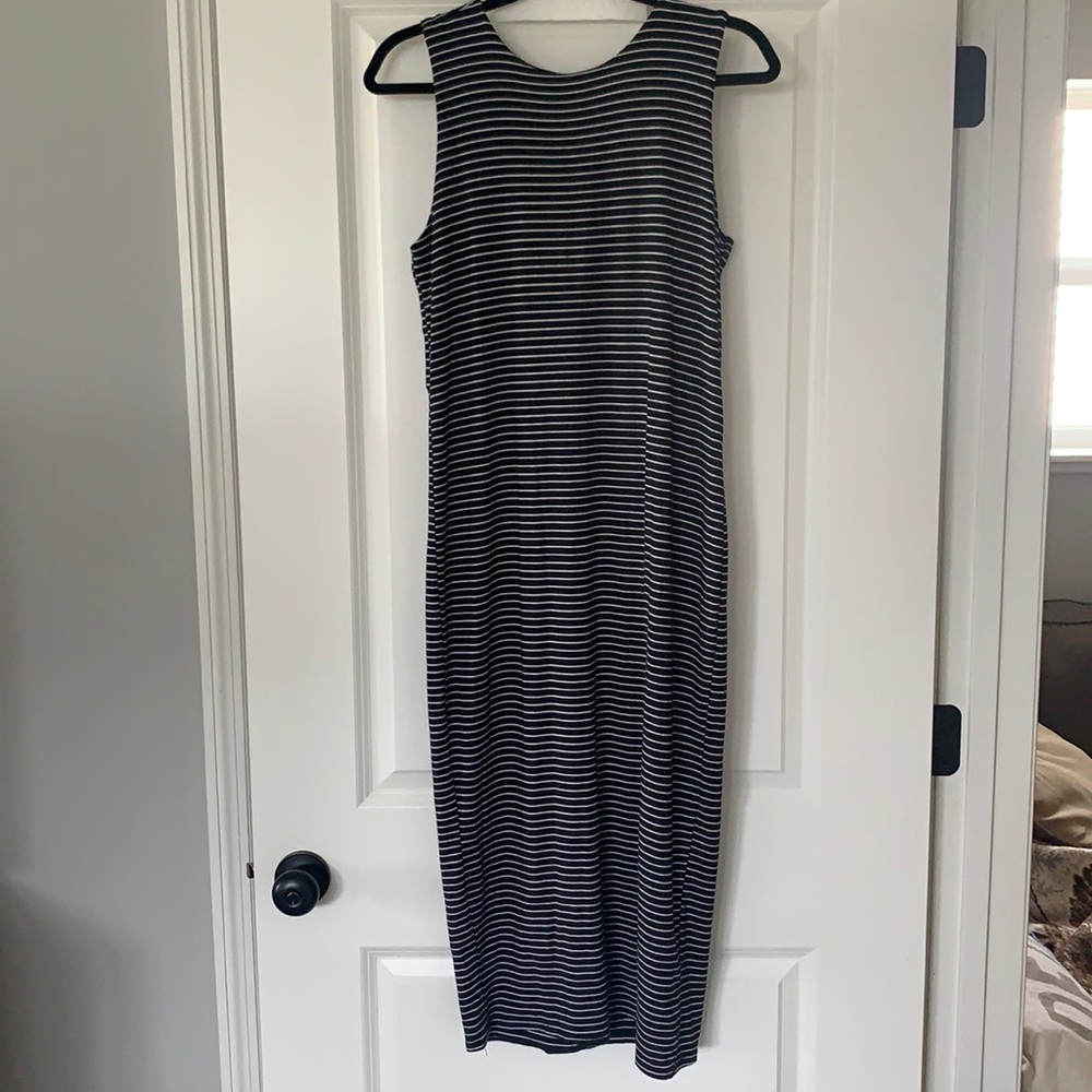 Black Athleta tee shirt dress